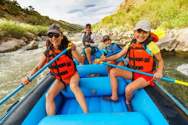 Pilar Whitewater Rafting Adventure 3 hr - Image 2