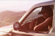 Malibu Photo Session with Local Photographer 30 min thumbnail 4