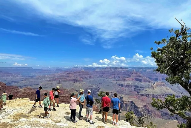 Las Vegas Grand Canyon and Monument Valley Day Trip - Image 3