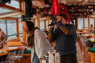 New York City Winter Wildlife Boat Tour thumbnail 1