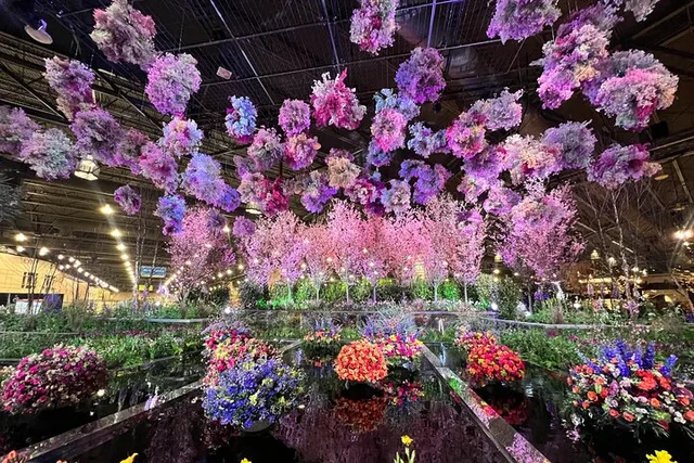 Philadelphia Flower Show Day Tour from Washington DC - Image 5
