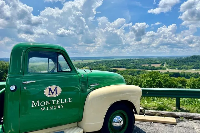 Missouri Wine Country Private Day Trip - Image 6