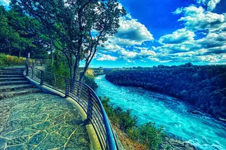 Niagara Falls Whirlpool Hiking and Dining Tour