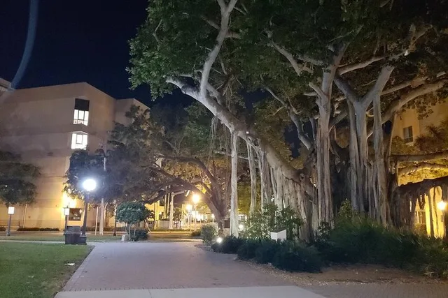 Fort Myers Haunted History Walking Tour - Image 1