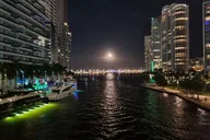 Miami Night Skyline Private Boat Tour 2 hr thumbnail 1
