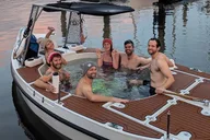 San Francisco Hot Tub Boat Rental 90 min thumbnail 1