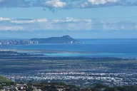 O'ahu Snorkel and Hike Adventure thumbnail 2