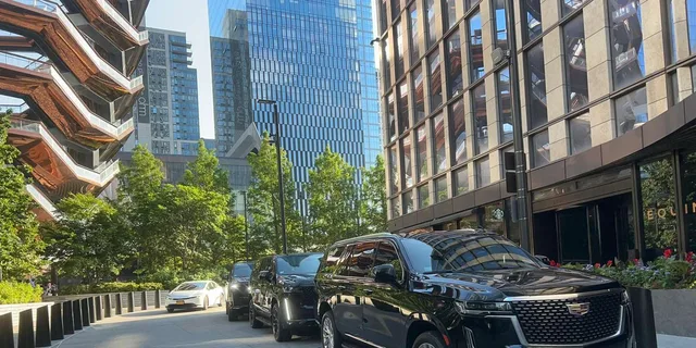 New York City Private Airport Transfer - Image 1