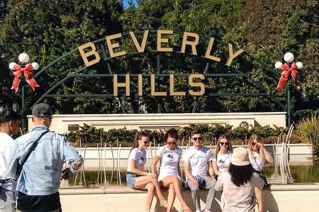 Los Angeles Hollywood and Beverly Hills Tour 3 hr - Image 1