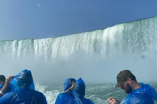 Niagara Falls Boat Ride and Cave Tour