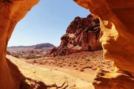 Las Vegas Valley of Fire Guided Hike 5 hr thumbnail 3