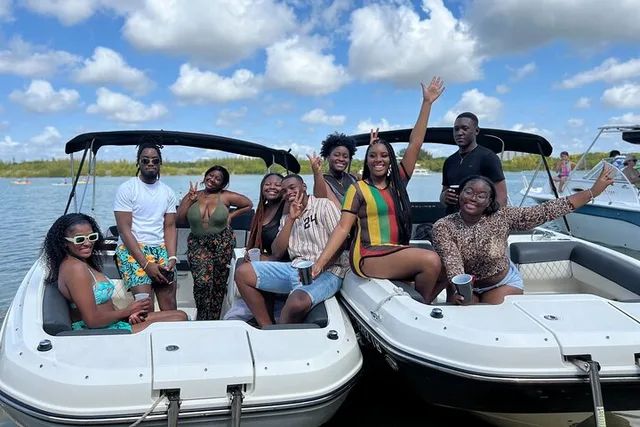Miami Boat Rental to Raccoon Island - Image 5