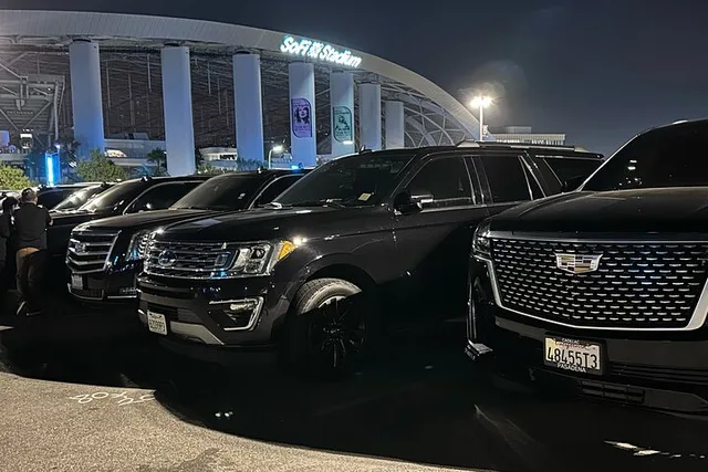 Los Angeles Private Transfer with Chauffeur - Image 6