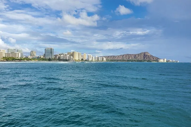 Waikiki Afternoon Sail - Image 6