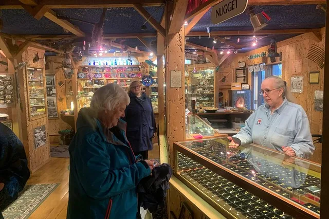 Ketchikan Shop, Sites, and Bites Tour - Image 5