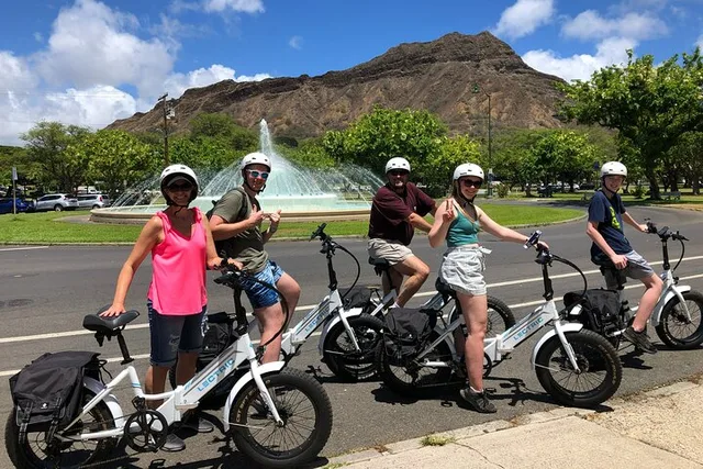 Waikiki Electric Bike Scenic Tour - Image 2