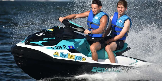 Miami Jet Ski Adventure in Biscayne Bay 1.5 hr - Image 2