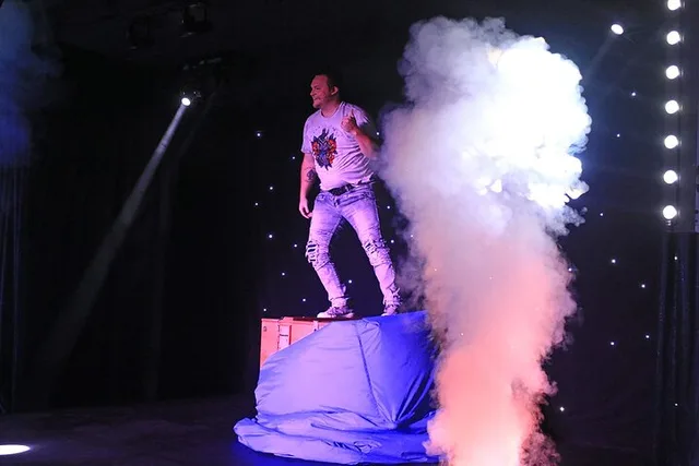 Destin Magic Show with Noah & Heather Wells - Image 6