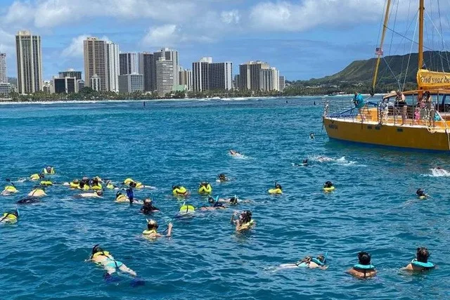 Honolulu Swim, Snorkel & Sail 2 hr - Image 6