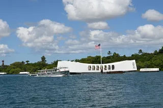 Waikiki Pearl Harbor Trolley Shuttle