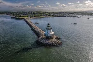 Portland Lighthouse Boat Cruise with Oysters thumbnail 4