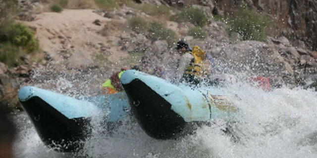 Las Vegas Grand Canyon Whitewater Rafting 15 hr - Image 4