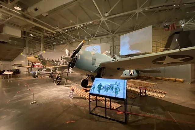 Honolulu Pearl Harbor Aviation Museum Tour - Image 4