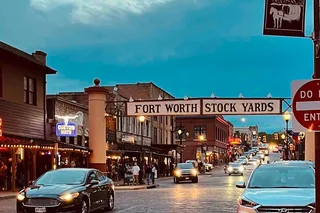 Fort Worth Ghost Walking Tour with Booze