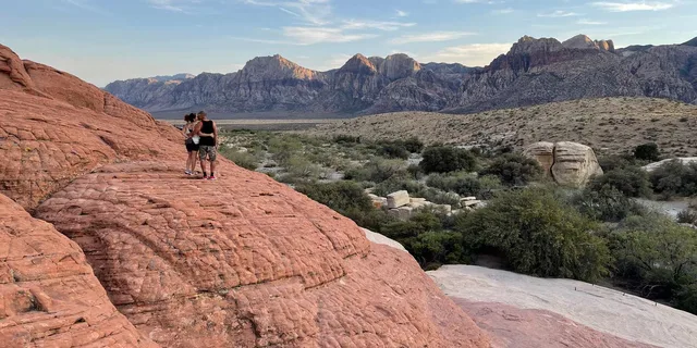 Las Vegas Red Rock Sunset Tour - Image 4