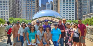 Chicago Walking Tour with Free Bike or Kayak Rental