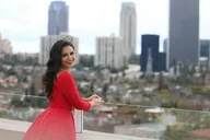 Santa Monica Photo Session with Local Photographer 30 min thumbnail 4