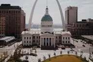 St. Louis Walking Tour of Fascinating History 2 hr thumbnail 3