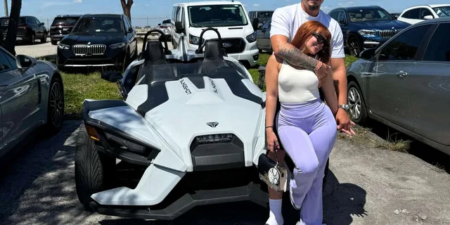 Miami Slingshot Rental 1 hr - Image 2