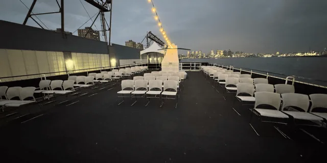 New York City New Year's Eve Fireworks Cruise - Image 5