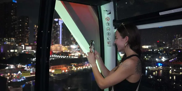 Miami Night Tour with Skyview Wheel - Image 4