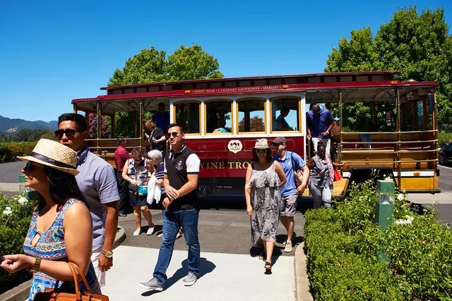 Napa Valley Wine Trolley Castle Tour - Image 4