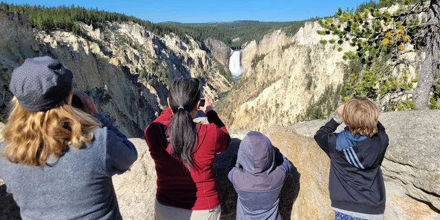 Yellowstone National Park Private Day Tour - Image 6