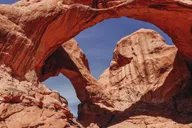 Moab Arches National Park Sunset Van Tour thumbnail 4
