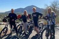 Scottsdale Camelback E-Bike & Hike Tour 2.5 hr thumbnail 1