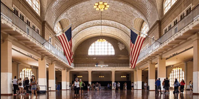 New York Statue of Liberty and Ellis Island Tour - Image 4