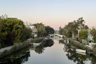 Venice Beach Walking Tour of the Canals thumbnail 1