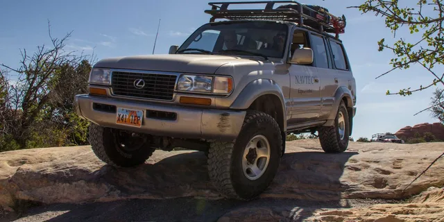 Moab Canyonlands 4x4 Drive and Calm Water Cruise - Image 3