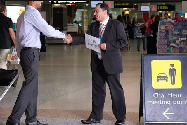 Fort Lauderdale Airport Transfer with Meet & Greet - Image 1