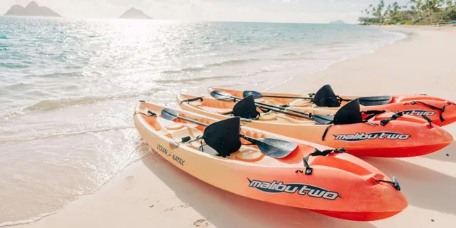 Kailua Mokulua Islands Kayak Tour with Lunch - Image 3