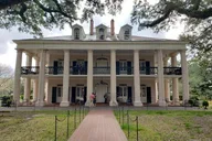 New Orleans Oak Alley Plantation Tour with Transportation thumbnail 3