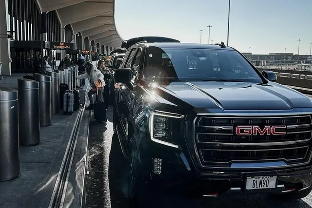 New York City Black SUV Airport Transfer - Image 2