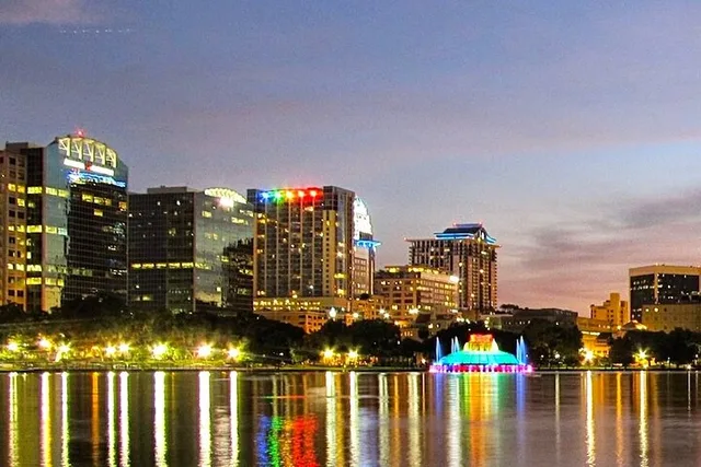 Orlando Lake Eola Walking Audio Tour - Image 4