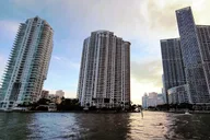 Miami City Cruise of Millionaire's Homes thumbnail 2