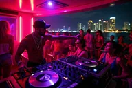 Miami Yacht Party with Live DJ and Open Bar thumbnail 6