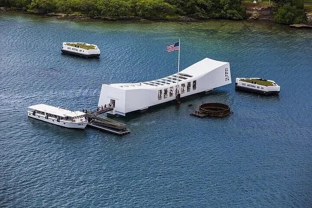 Oahu Pearl Harbor USS Arizona Memorial Tour - Image 2